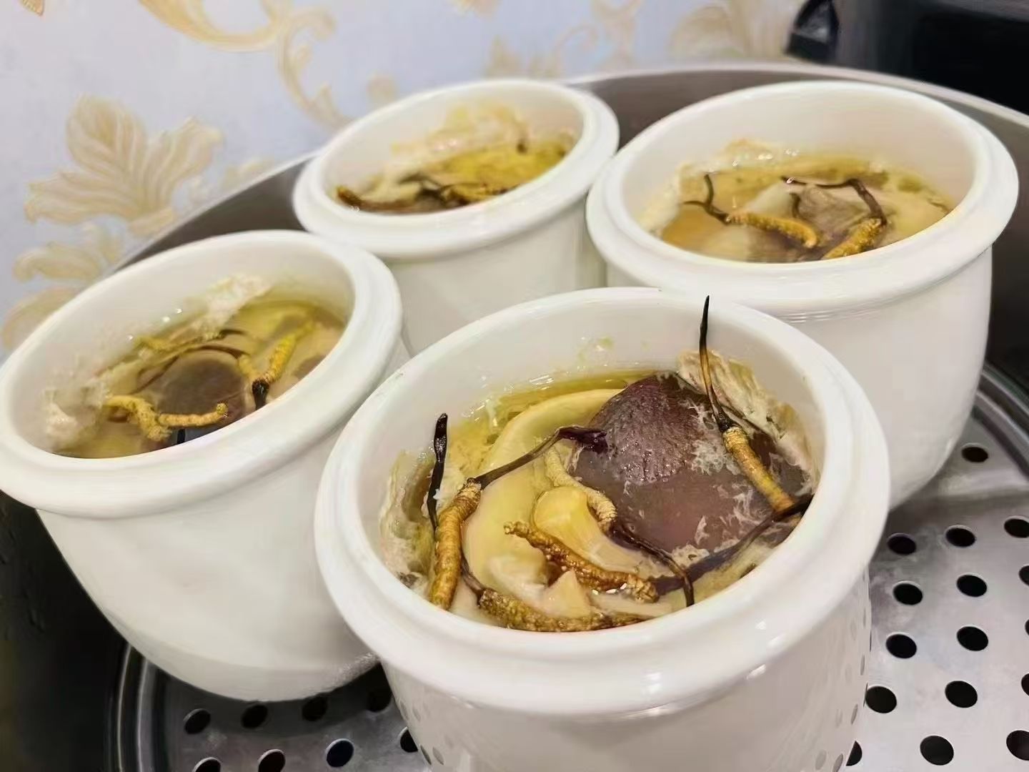 冬蟲(chóng)夏草燉什么最好？5種黃金搭配讓滋補(bǔ)效果翻倍